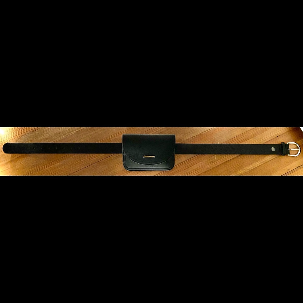 Vince Camuto Belt Bag
